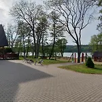 Апартаменты Zakatek Mala-apartamenty Nad Jeziorem *