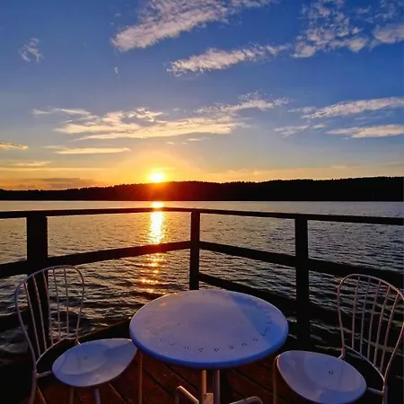 Zakatek Mala-apartamenty Nad Jeziorem Kołczewo