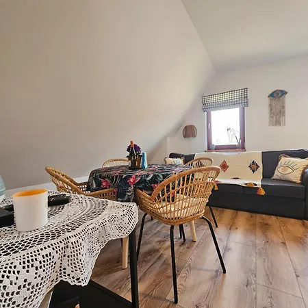 Zakatek Mala-apartamenty Nad Jeziorem * Kołczewo