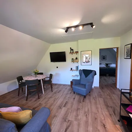 Zakatek Mala-apartamenty Nad Jeziorem * Kolczewo