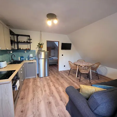 Zakatek Mala-apartamenty Nad Jeziorem Apartment Kolczewo